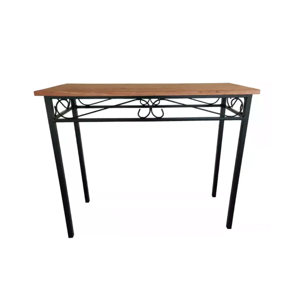 "Um aparador de ferro com pintura eletrostática preta e tampo de madeira tratada"