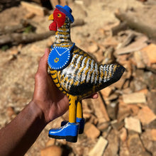 galinha-caipira-charmosa-ocre-detalhes