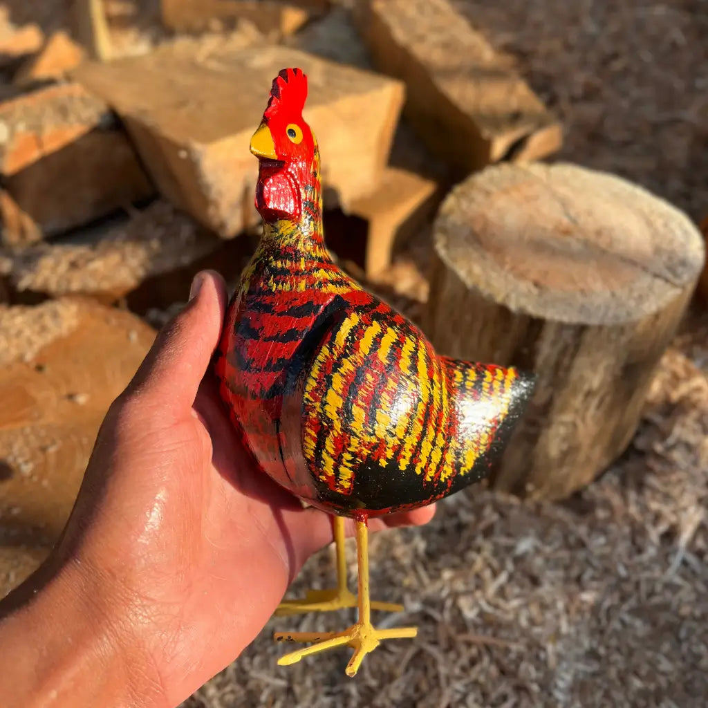 galinha-caipira-madeira-vermelha-detalhes