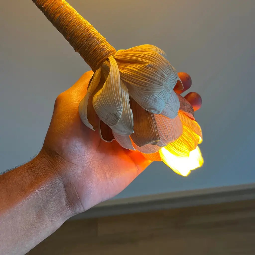 Luminária Coração de Bananeira - Palha - Ateliê Vó Adélia